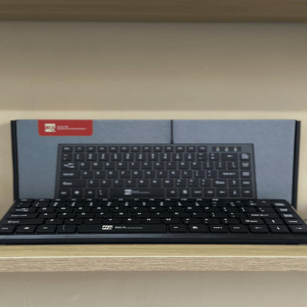 ban-phim-mini-r8-1812